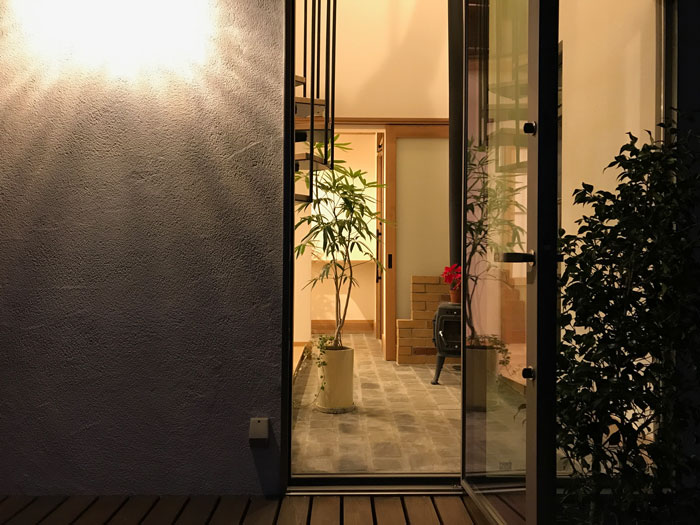 李山の家